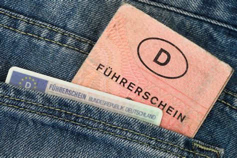 Führerscheinkontrolle in Fuhrparks / bei Berufskraftfahrern durch 